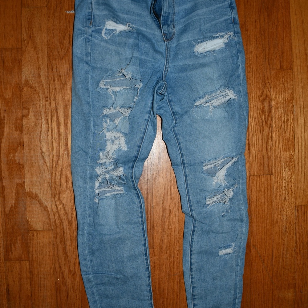 Women’s Distressed Blue Jeans